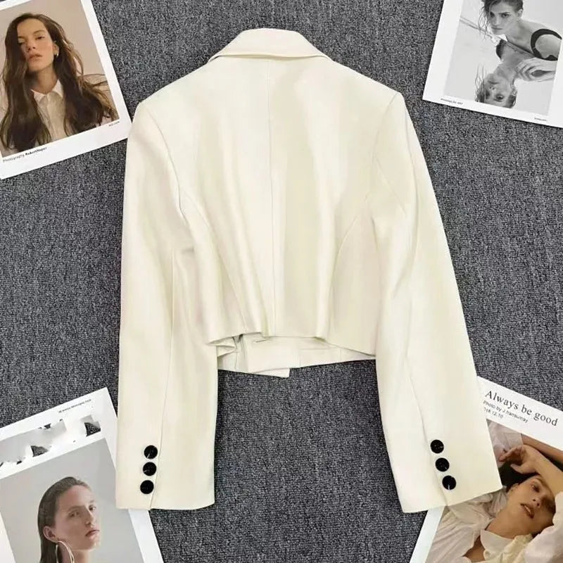 CoreMuse Crop Blazer