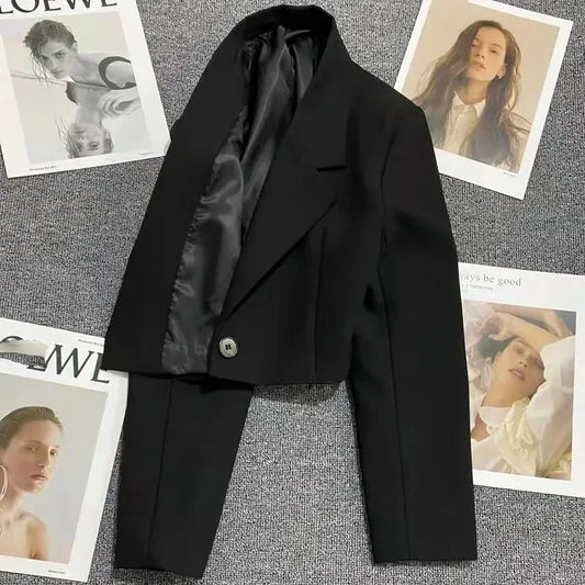 CoreMuse Crop Blazer